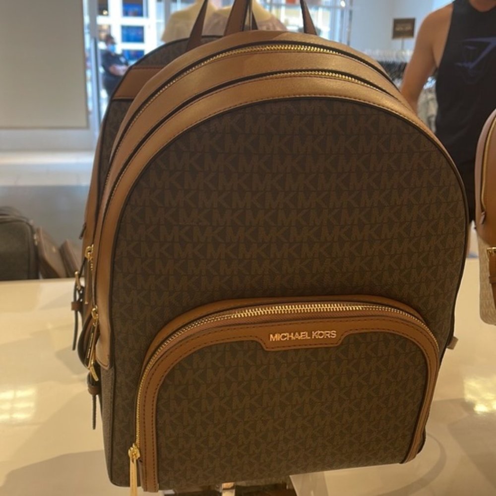 Michael Kors Jaycee Large Zip Pocket Backpack Brown - Picture 9 of 16